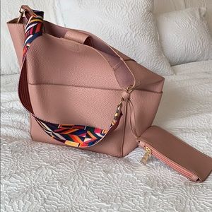 Dusty pink bucket bag